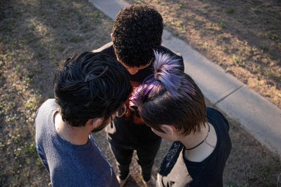 Effective Communication in Polyamory 