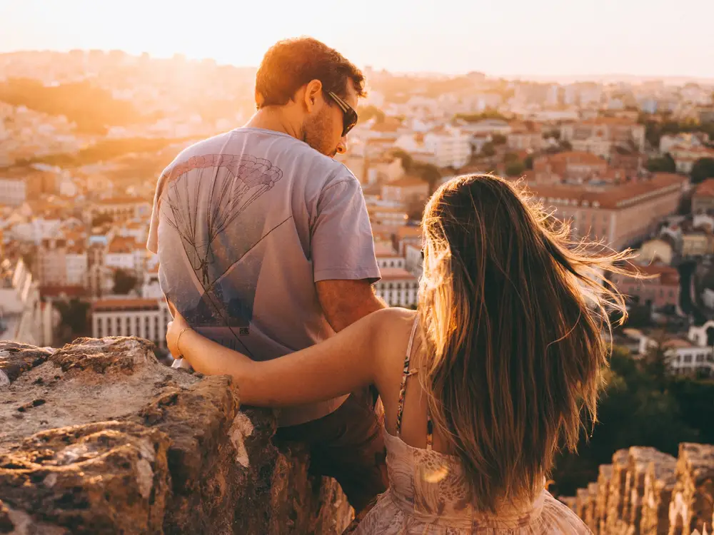 Date Night Ideas: Keeping the Spark Alive in Poly Relationships